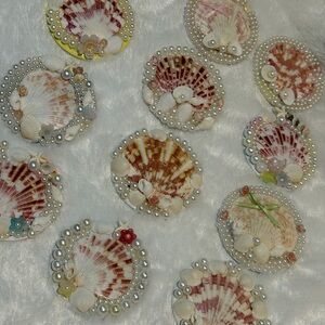 Decorative Seashell Coasters with Pearls